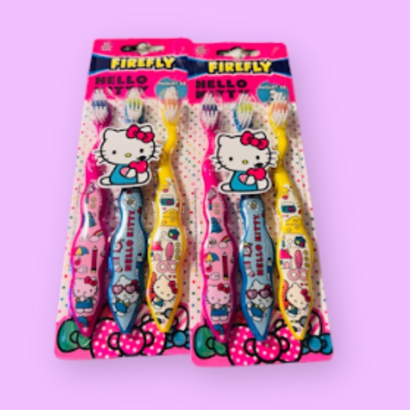 Hello Kitty Toothbrush - Picture 2 of 3
